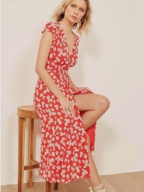 Reformation Dresses & Skirts - Reformation Red Oopsie Daisy Floral Carina Georgette Wrap Midi Dress Size L
